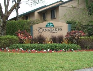Canalakes foreclosures in Greenacres