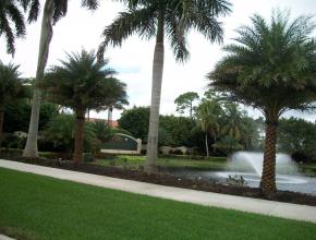 Country Club foreclosures in West Palm Beach