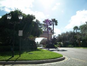 Isola Bella foreclosures in Lake Worth