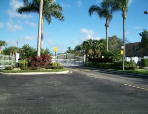 Rivermill foreclosures in Lake Worth