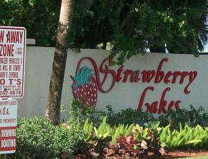 Strawberry Lakes foreclosures in Lake Worth