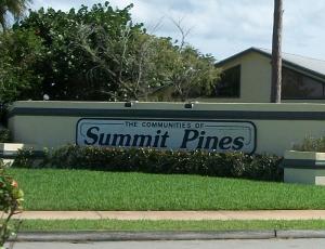 Summit Pines foreclosures in West Palm Beach